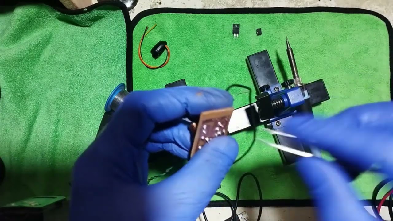 اداة اختبار الليد و زينر دايود و معرفة فولطيته   Led and Ziner Tester