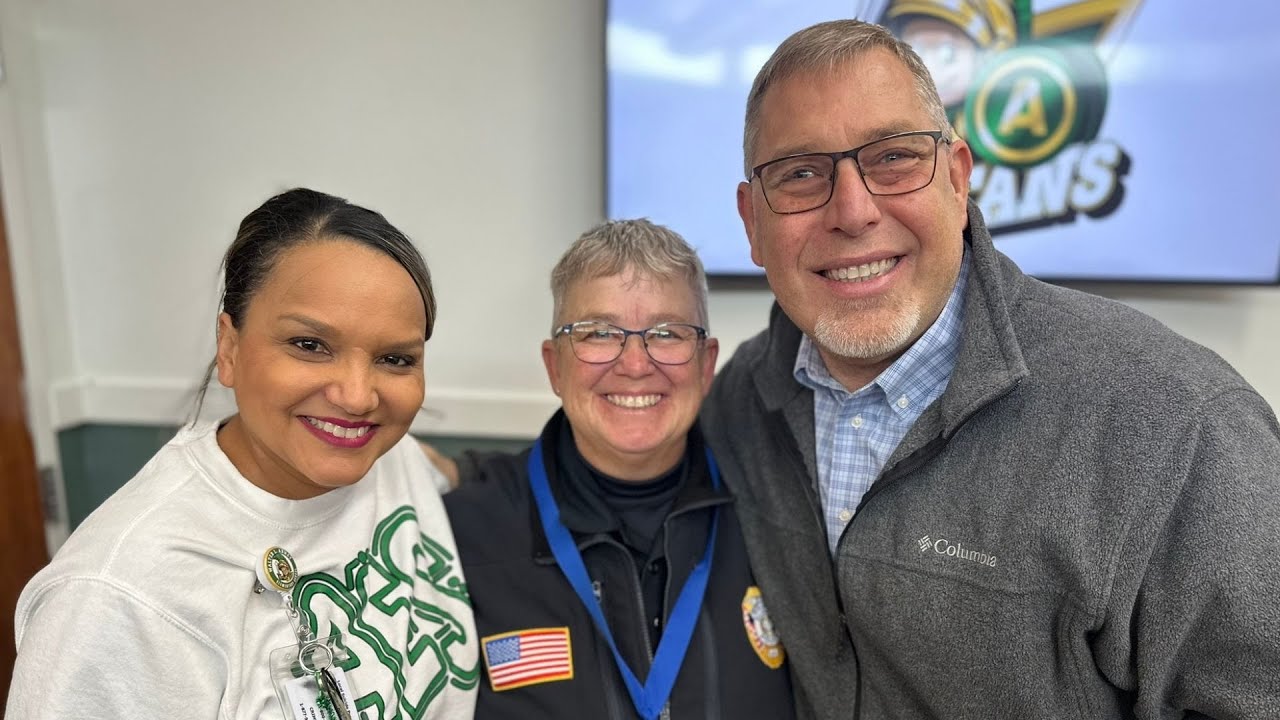 SRO Shellie McCloud of Abney Elementary Honored with Excellence Award