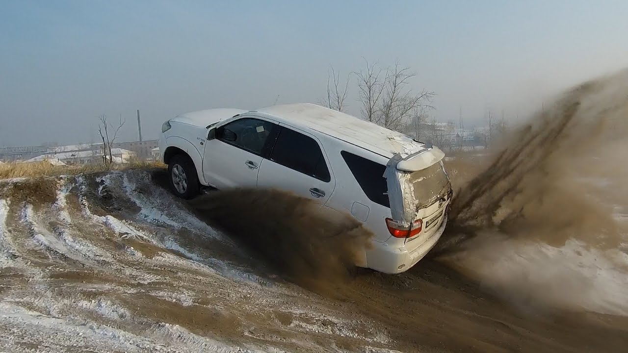 Затестили Toyota Fortuner на песчаной горке! Toyota Carib, Pajero, Mistral. Оффроуд (OffRoad)