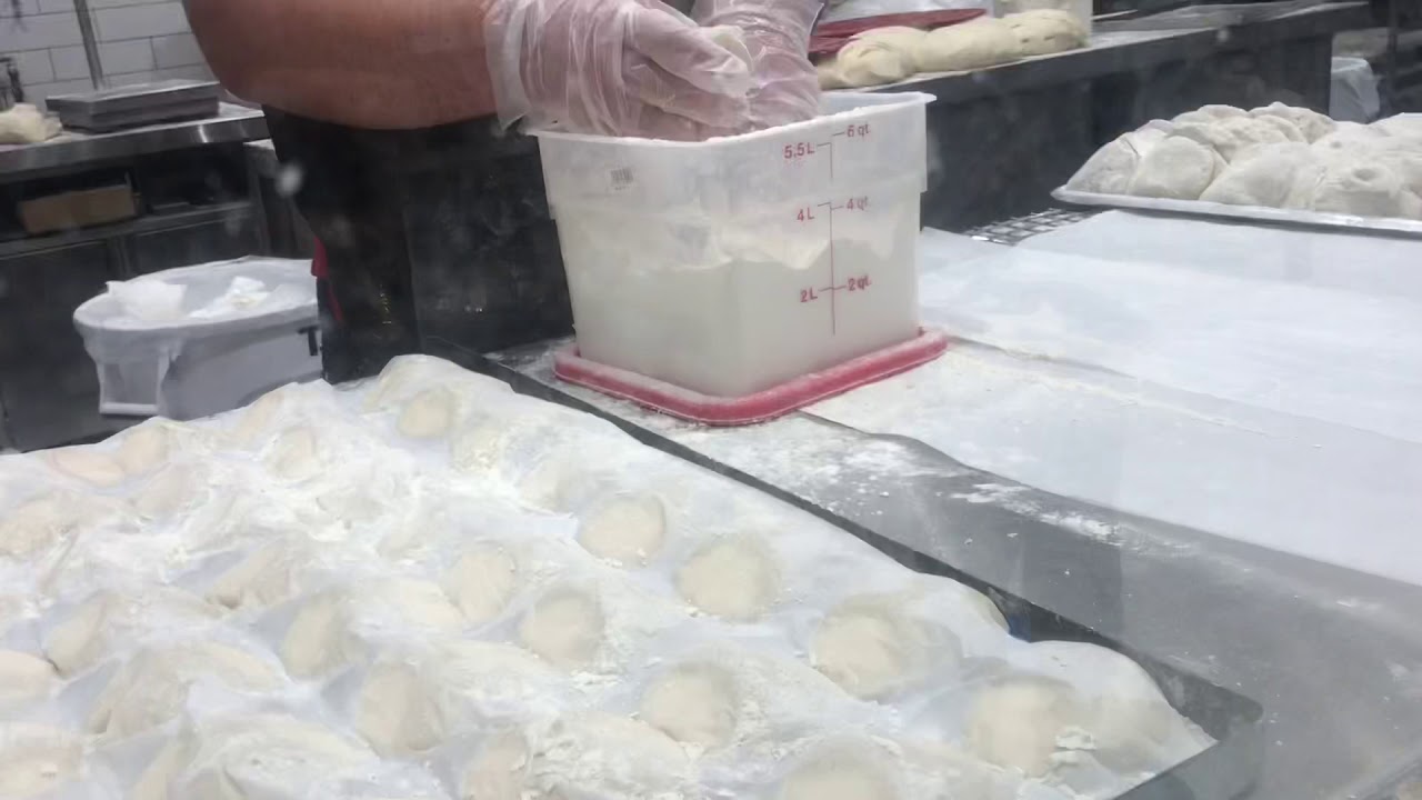 Cole&rsquo;s freshly made  bread &hearts;️