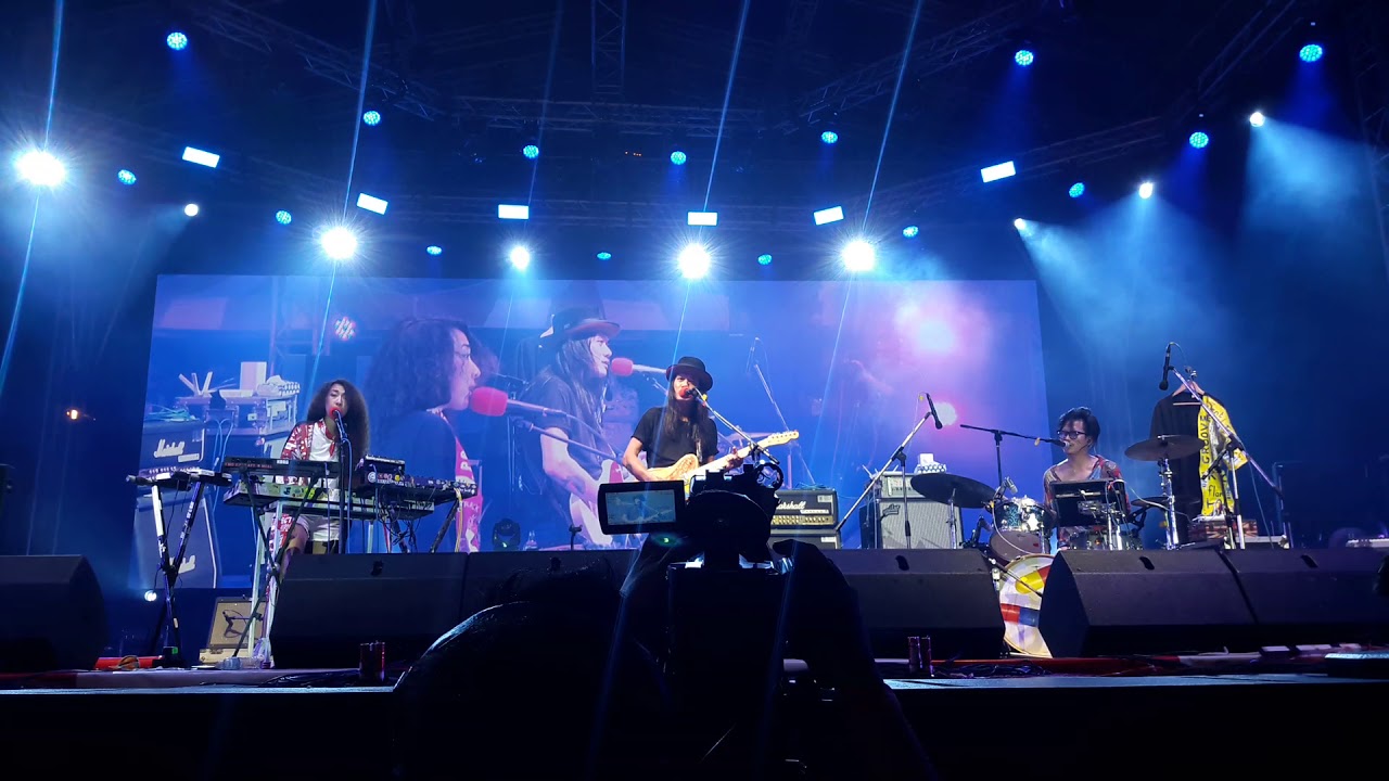 อย่าให้เลือนหาย - Two Pills After Meal feat.Greasy Cafe @Smallroom Holiday Party