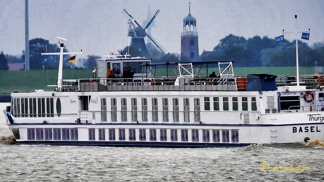 Schweizer Flusskreuzfahrer THURGAU SAXONIA Emden Ems Dollart Swiss river cruiser Nicko Cruises