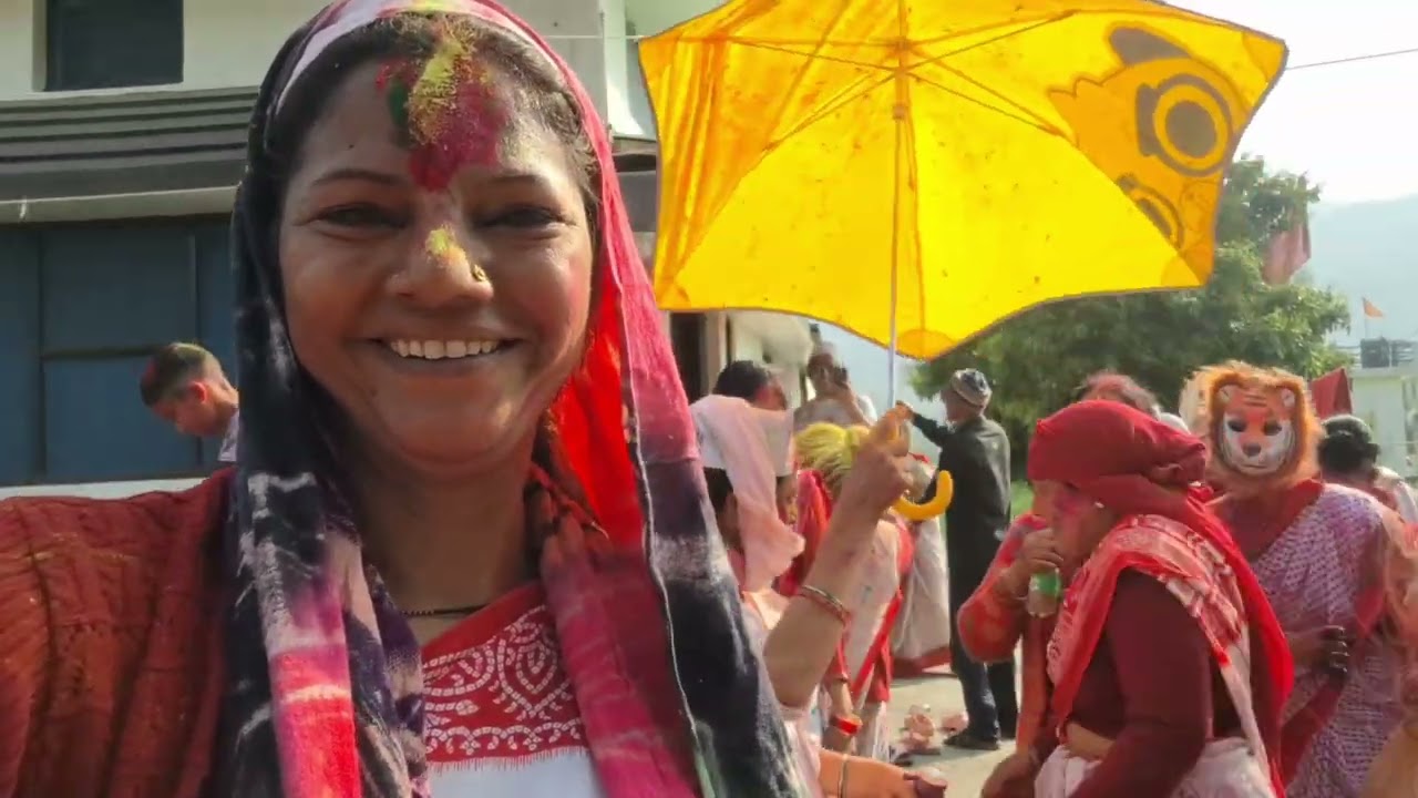 होली के रंग. टोली के संग. 💯🌿🌿🎊💃💃👌👌👍👏