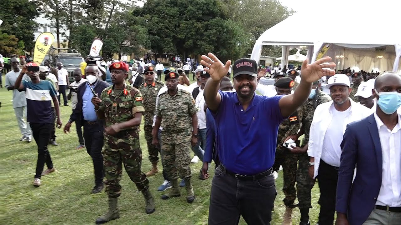 GEN. MUHOOZI KAINERUGABA SETS OFF FROM ARUA WITH TIGHT SECURITY