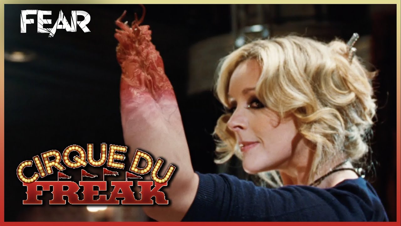 Welcome to Cirque du Freak! | Cirque du Freak: The Vampire's Assistant | Fear