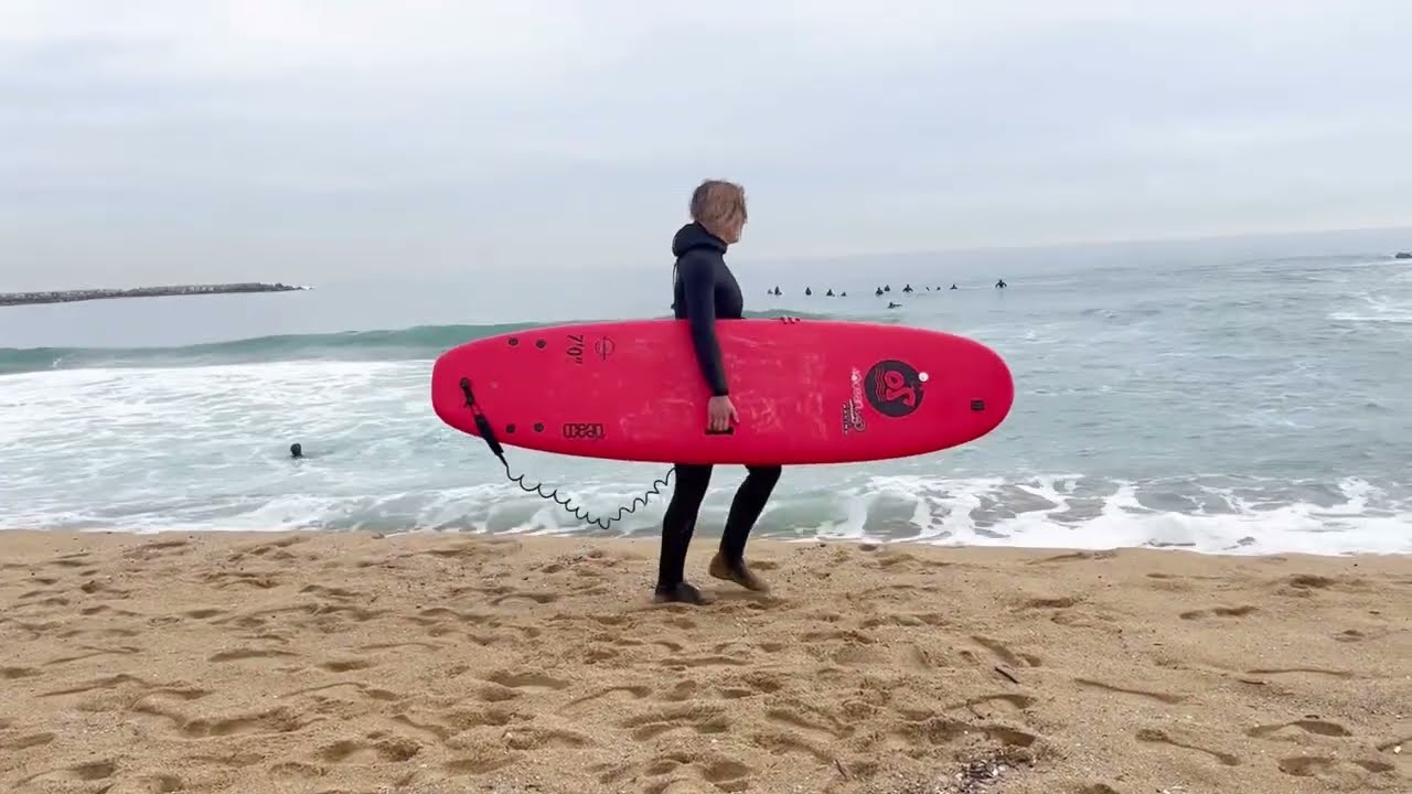 BIG WAVES SURFING IN BARCELONA