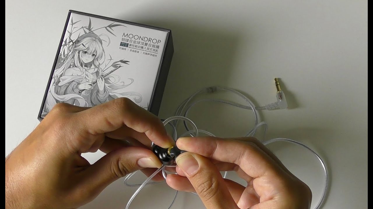 How to insert eartips on Moondrop Chu II IEMs
