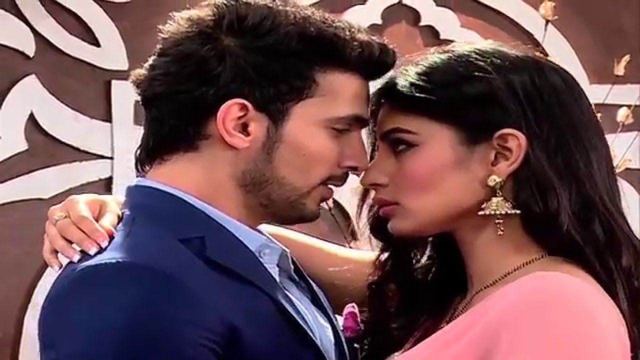 Shivanya's mystery, Ritik's love from the sets of Naagin