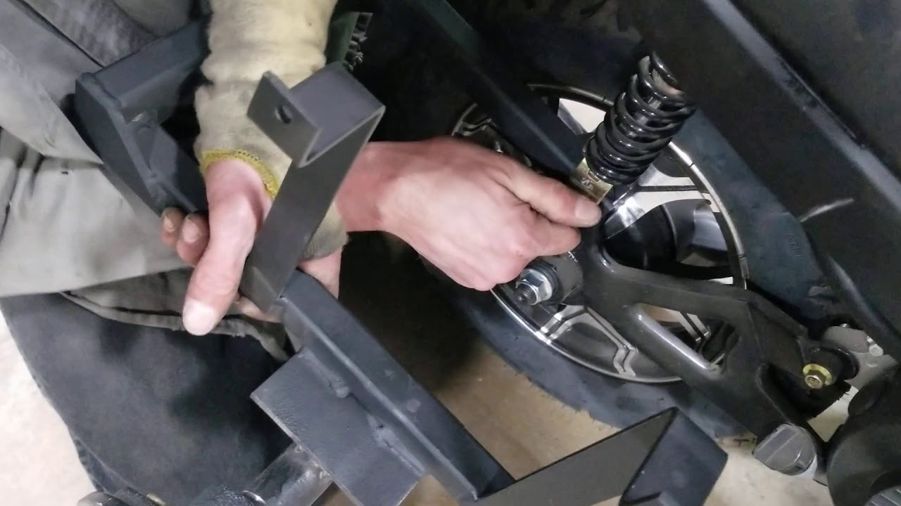 Assembly Video - How To Install Trike kit On 50cc Boom Revolution Trike scooter Kit Rear End