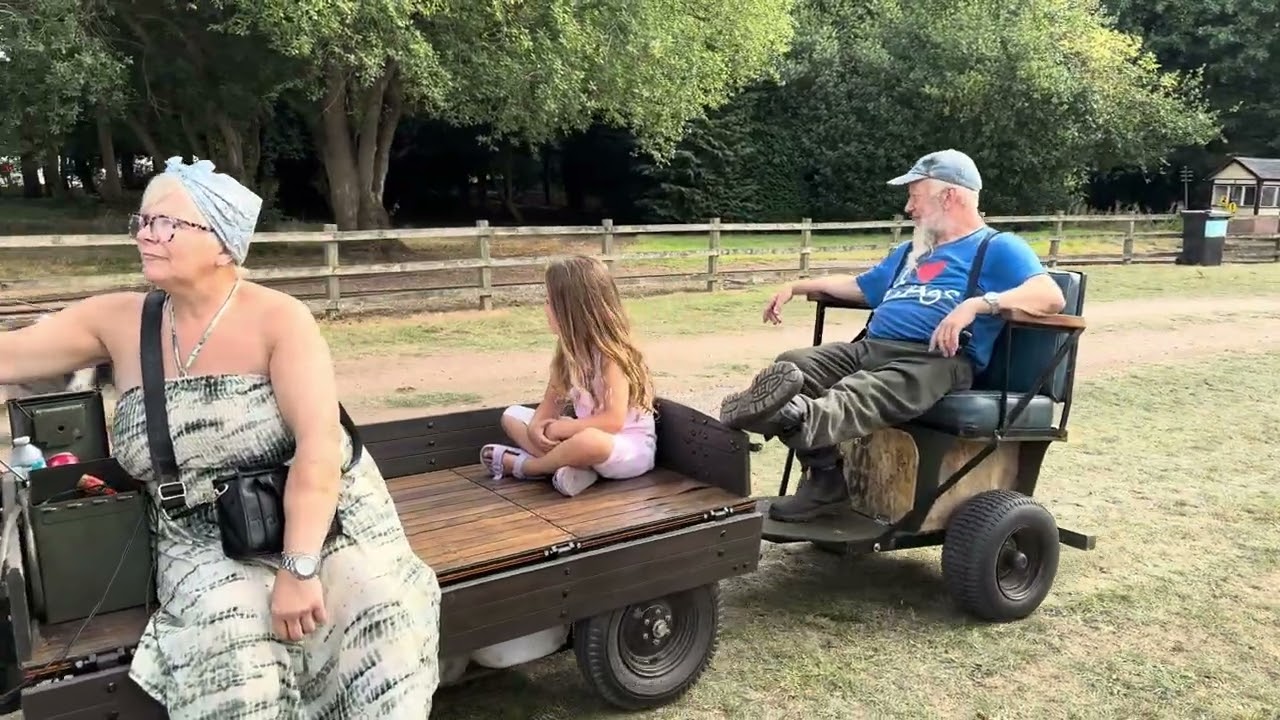 Vintage traction engine ride around Stapleford park 