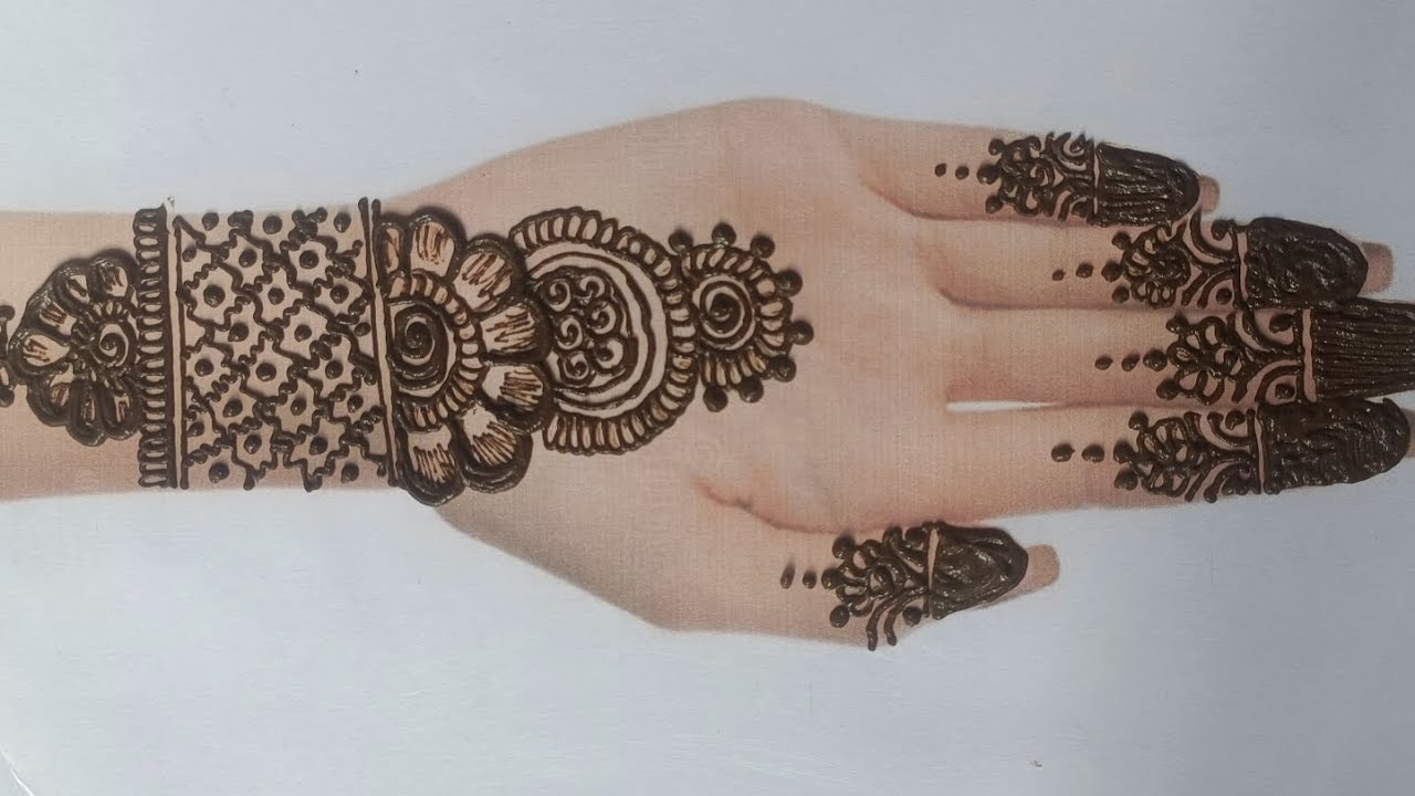 New mehndi design ❤️#mehndi#latest#trending#mehndidesign#henna#ytshorts#youtubeshorts#viralvideo