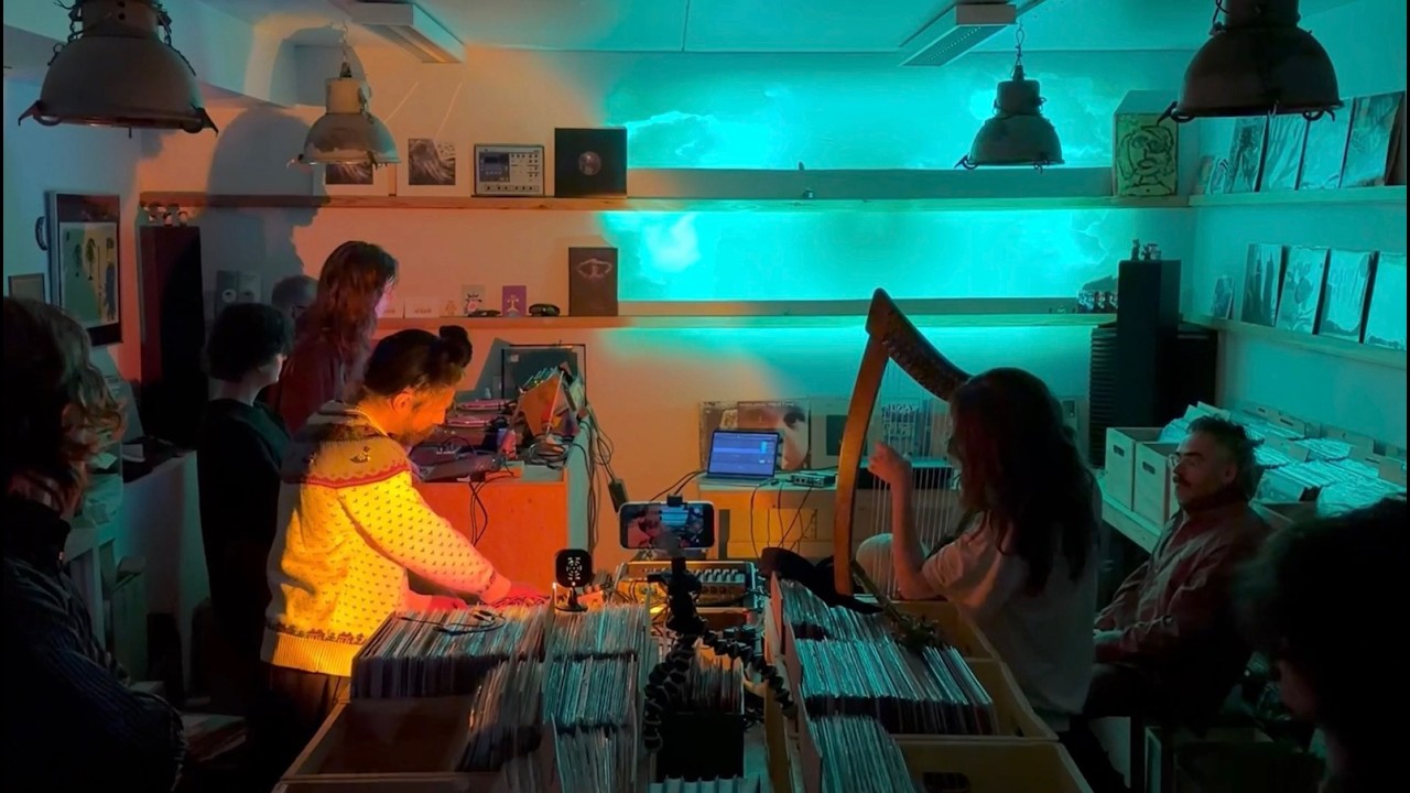 Experimental Live Ambient / Eurorack, Digitakt, Lyra 8, Saxophone, Harp