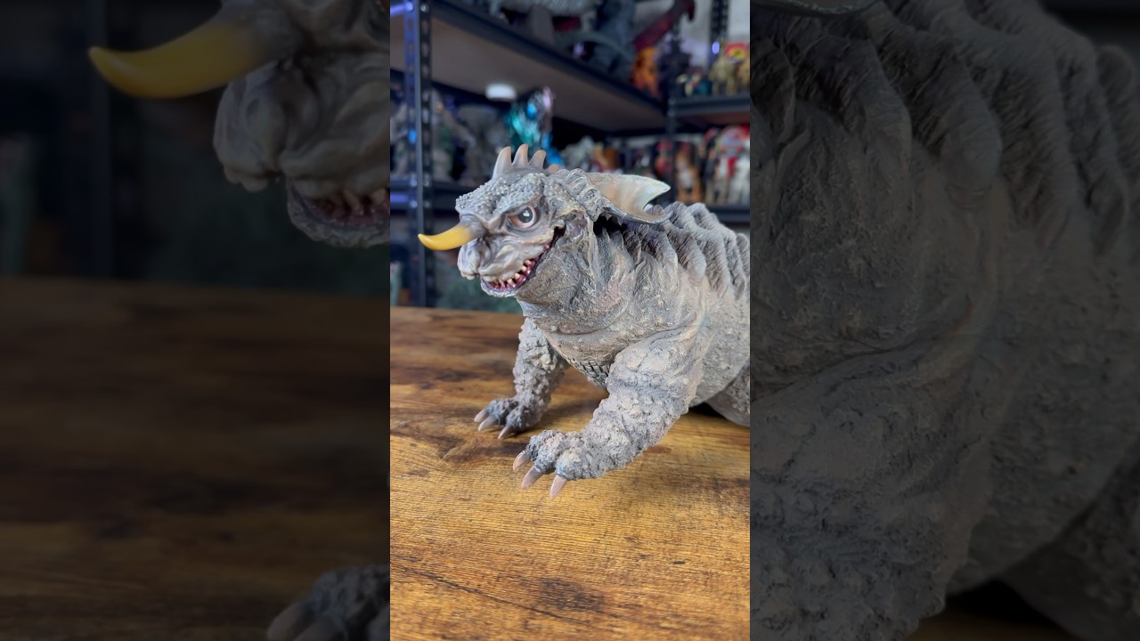 X-Plus Baragon 1965 Favorite Sculptors Line Unboxing #godzilla #godzilla