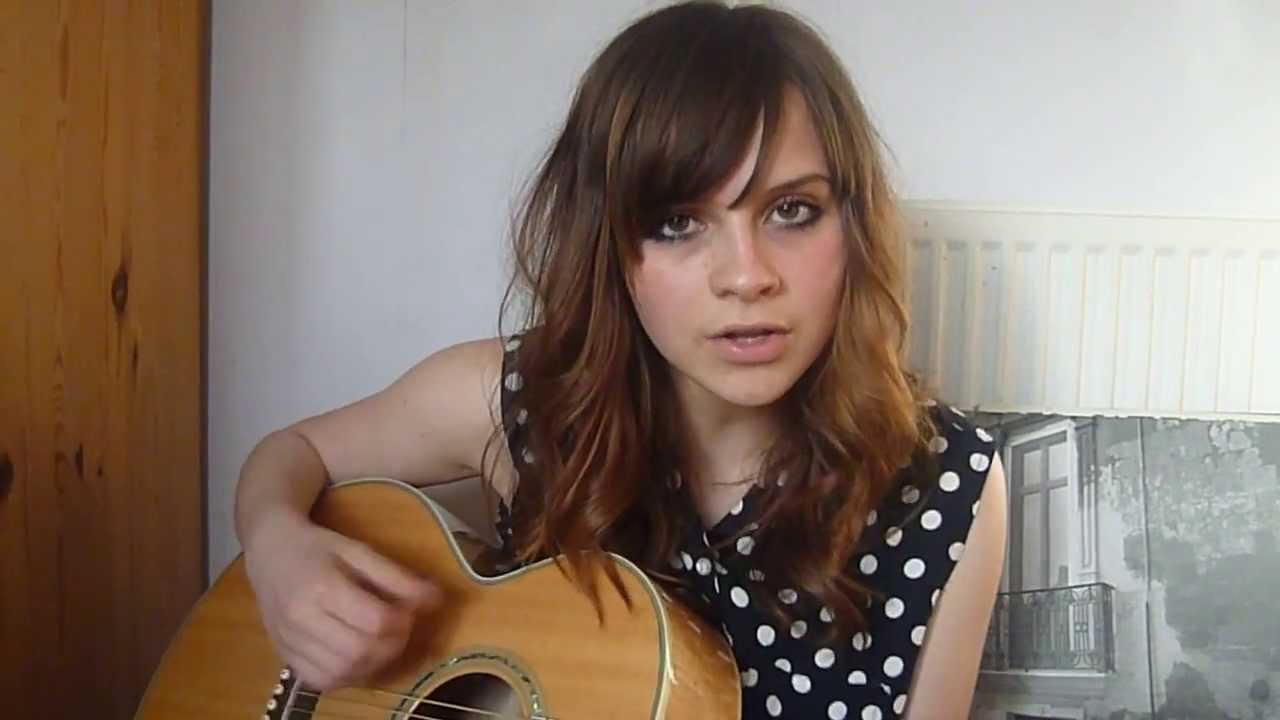 Gabrielle Aplin - Teenage Dirtbag (Wheatus cover)