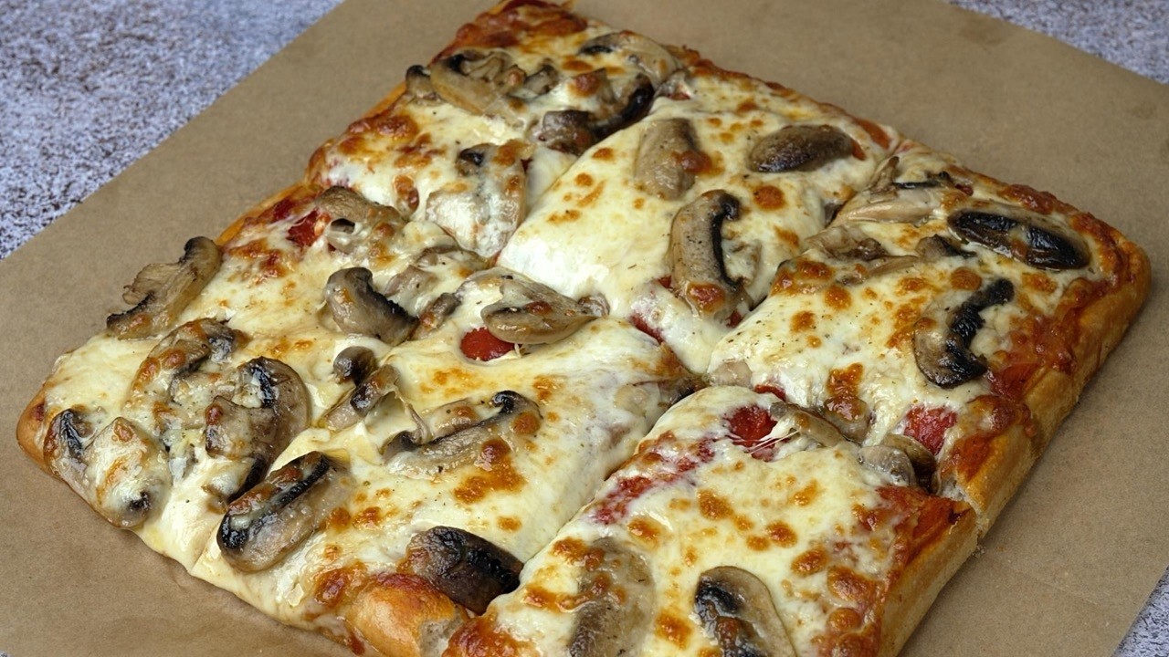 Już nie kupujemy PIZZY! Płynne ciasto, bez wyrabiania, pizza bez wałkowania!