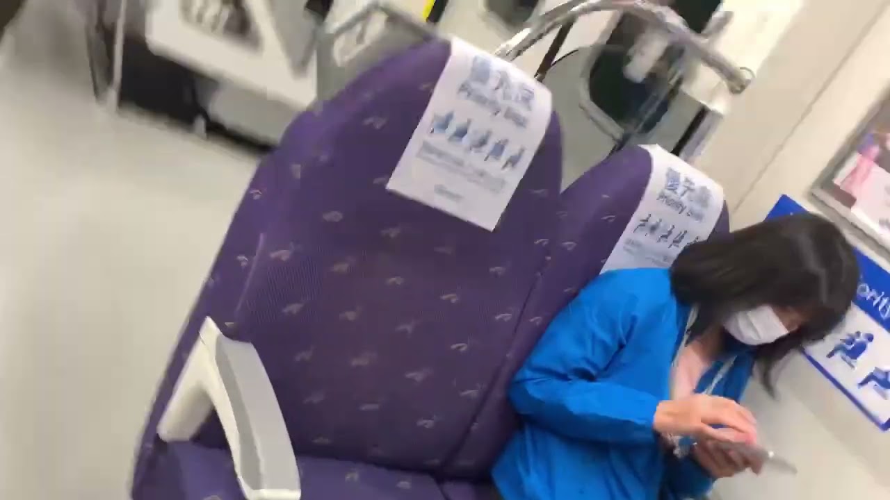 桃園機場捷運 京成電鐵號彩繪直達車 往A13機場第二航廈 A1台北車站進站