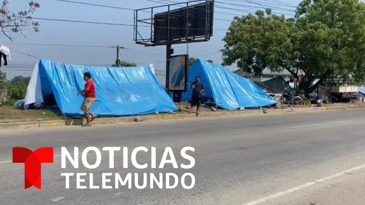 En carpas y en la calle viven damnificados por el huracán Eta en Honduras | Noticias Telemundo