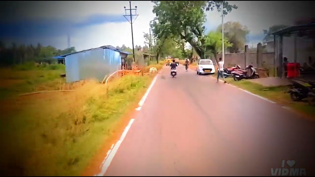 MT--Pulsar 220f---activa---Rtr180
