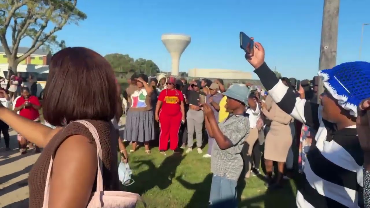 Parents of learners at Thembalethu Primary School after viral pie video