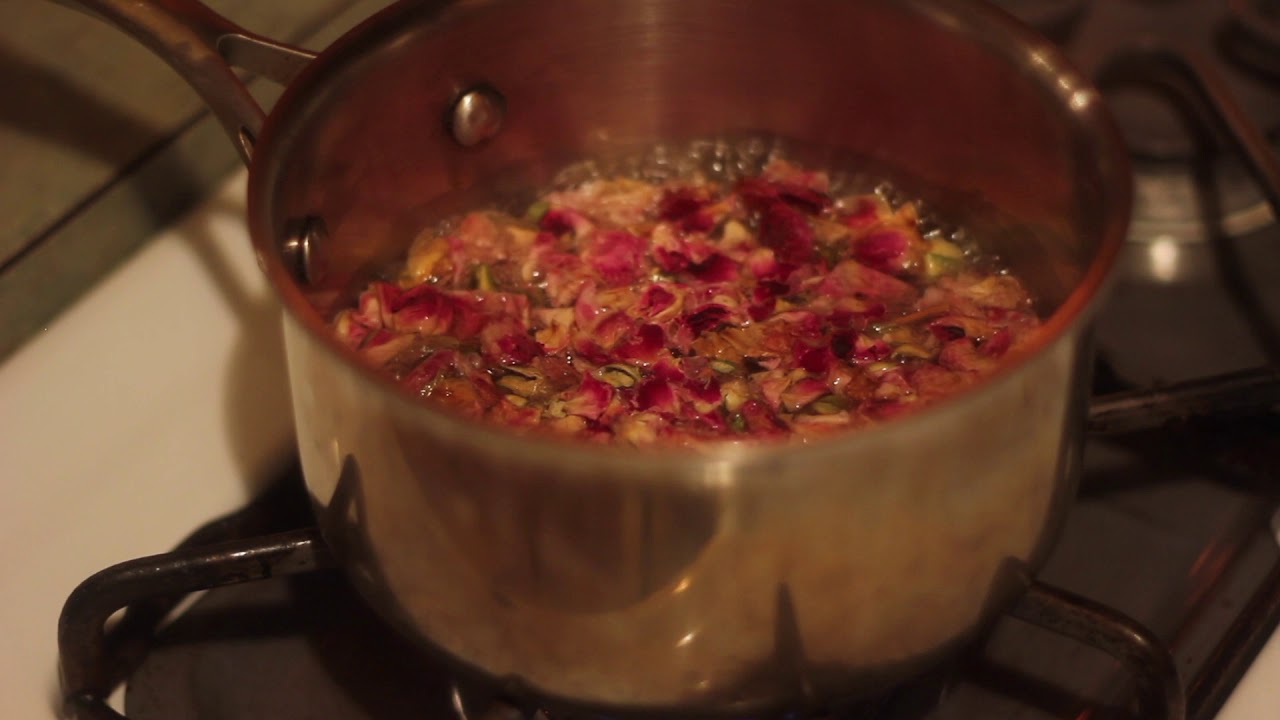 DIY Rose Water