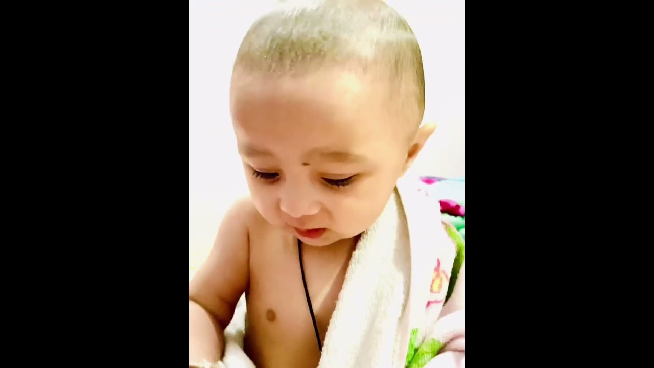 Vihanaa&rsquo;s activities after taking bath|enjoy toys 🧸 || Baby trying to clapping🥰