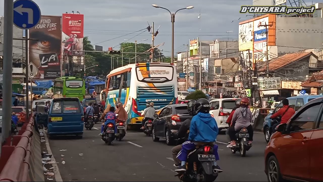 story wa bus Garuda Mas 