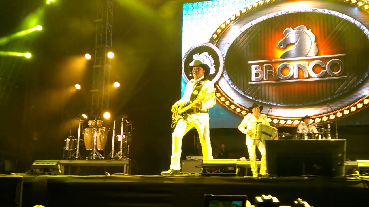 BRONCO EN EL VIVE LATINO 2017