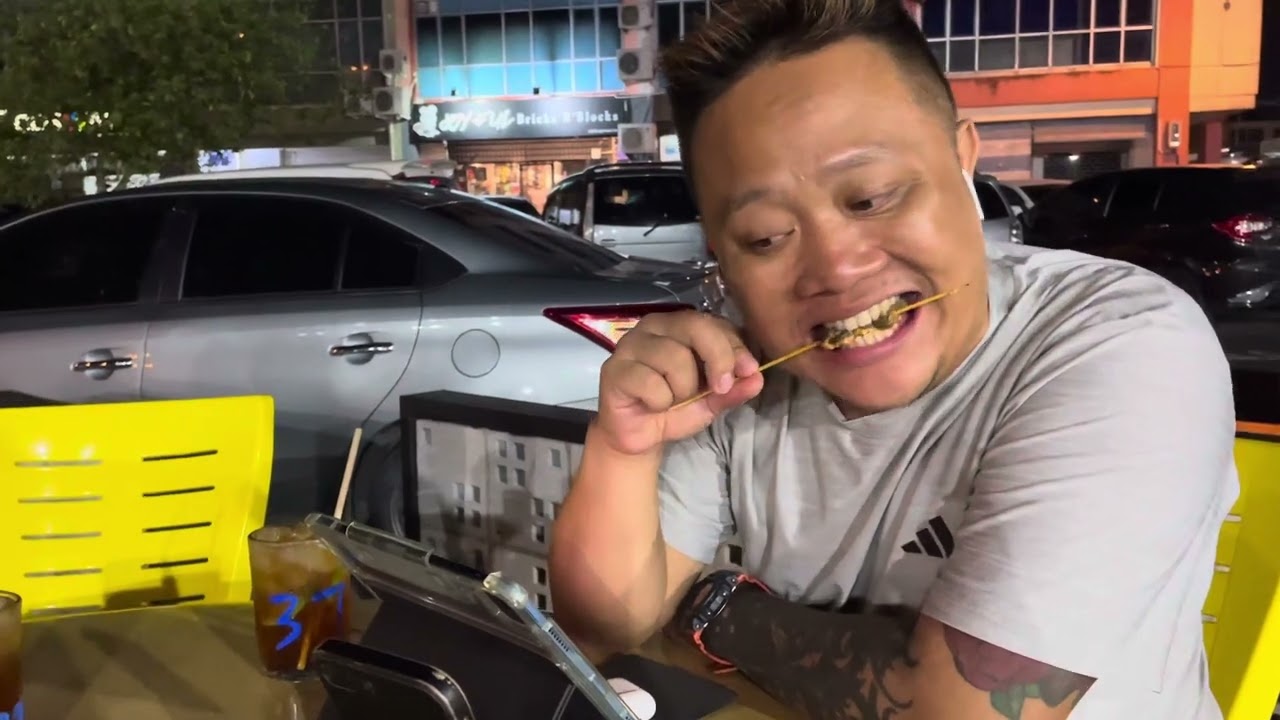 Berjumpa Sifu Abun Bilun Di Sibu || Makan Satey Di Taman Selera Muhibah
