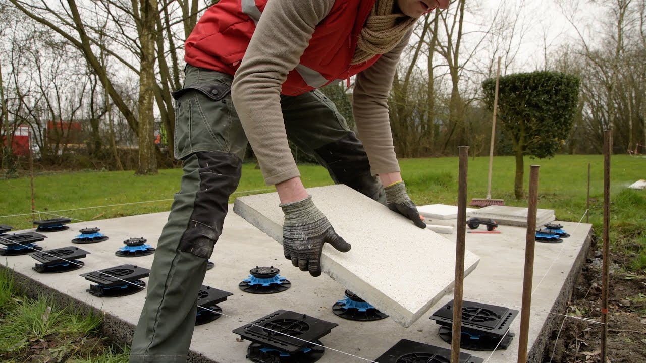 Tuto Alkern n°2 : Comment réussir la pose de dalles béton sur plots ?