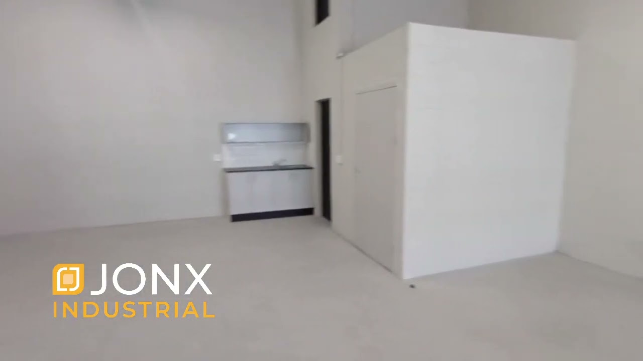 Combinable Warehouse in a newly developed park TO LET in Milnerton.