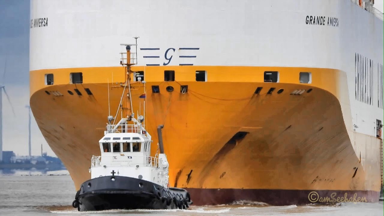 Autotransporter GRANDE ANVERSA & Schlepper inbound Emden car carrier & tugs Emden IBHA IMO 9287417