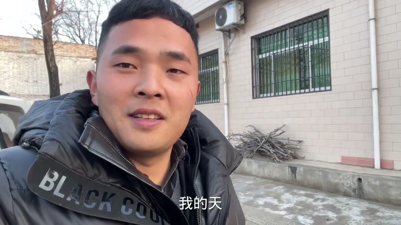 之前被人瞧不起的河南女婿，帮村里卖这么多苹果，老丈人都硬气了 #农特产品 #电商助农 #陕西苹果