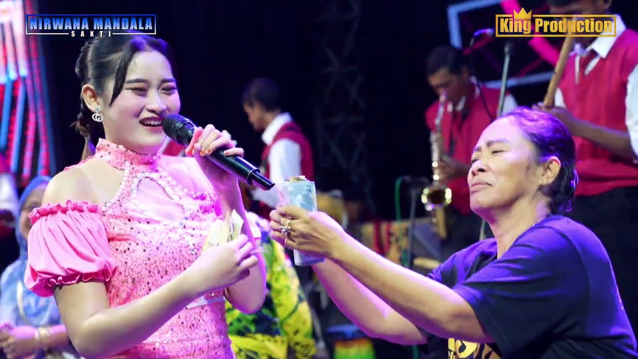 GOYANG LAGEDAY FRESSA AYUMI SHOW NMS HAJAT KEL. KEL. BPK. HAMDANI & IBU TIKA DESA BULAK