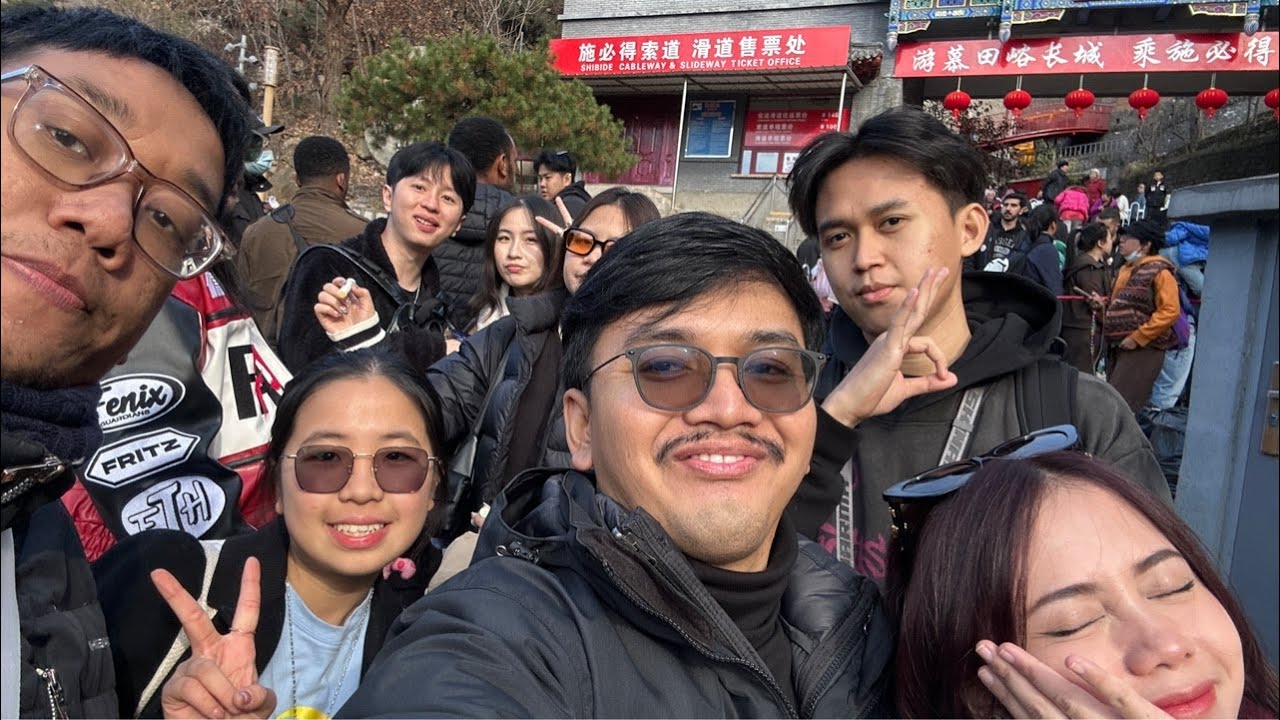 IRL in Beijing 🇨🇳 (beda partyan)