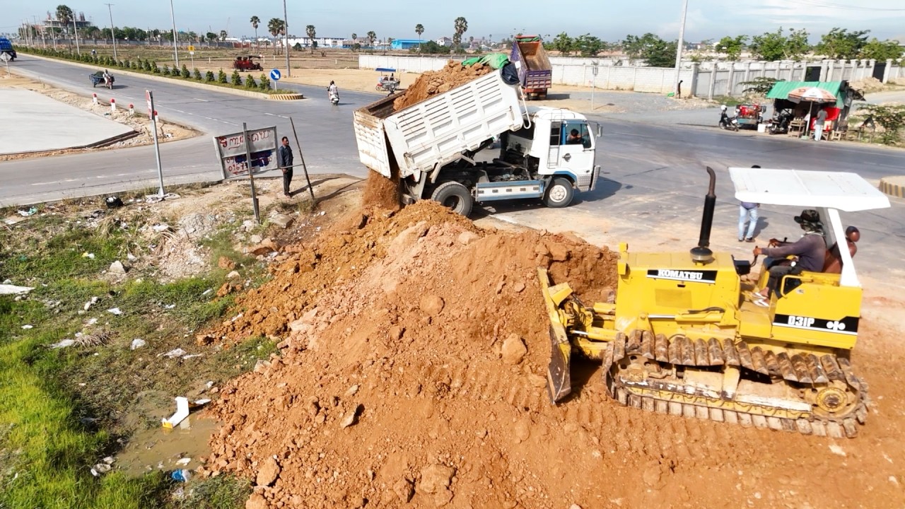 Just New Landfill Project Team KOMATSU Bulldozer D31P Push Soils Mix Rocks With Dump Trucks Process