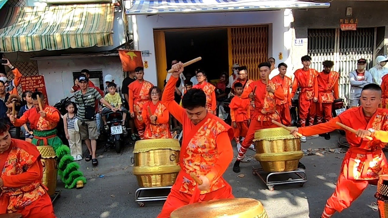 Múa Lân ngày Tết ở Đình Phong Phú Phú - Full Show Nhơn Nghĩa Đường - Yun Yee Tong 2026