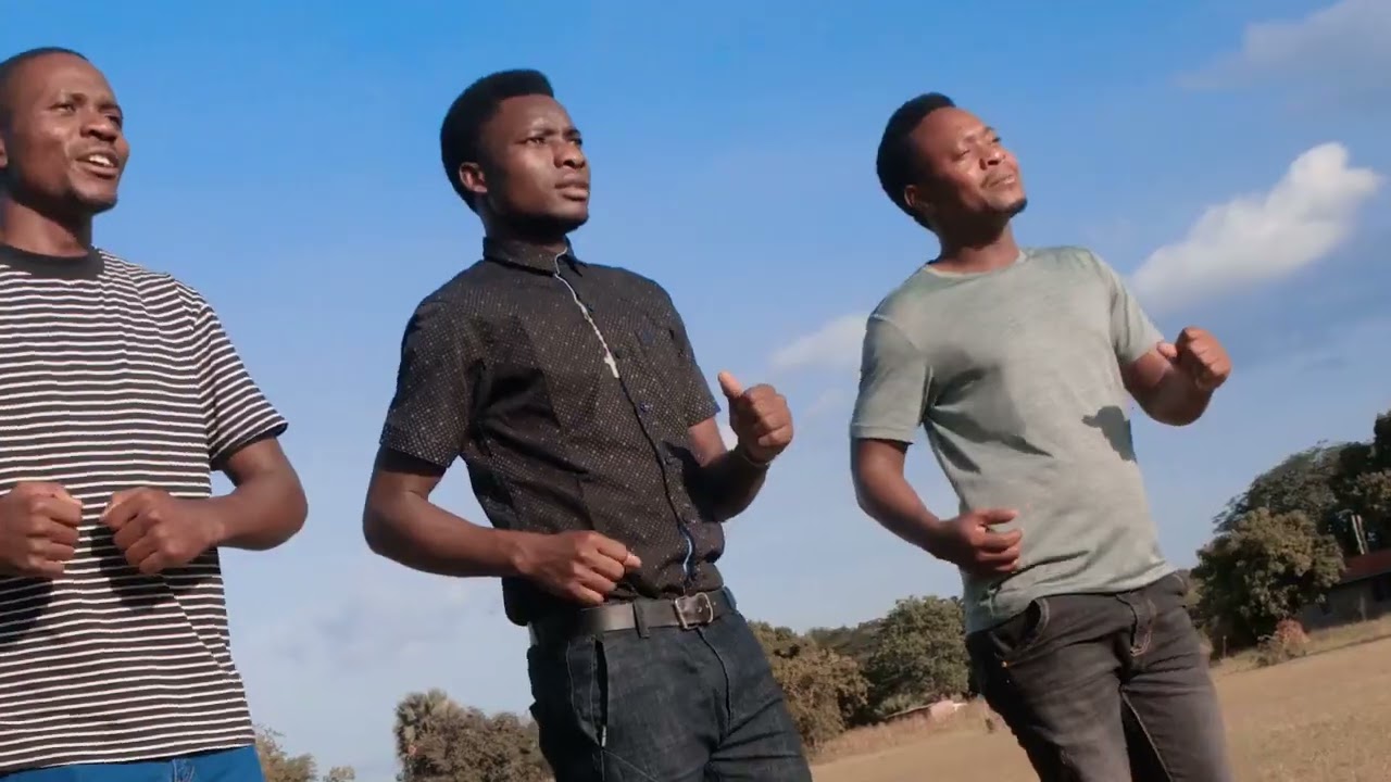 Vijana Nguzo ya Kanisa -- Charles Saasita, ( Waimbaji jack tony, philipo, Sylvester)