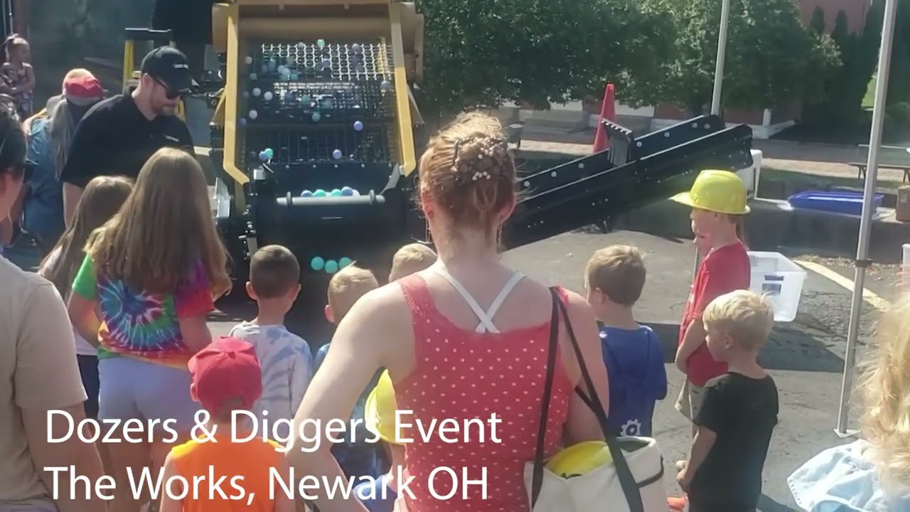 Diggers & Dozers Screening Demonstration