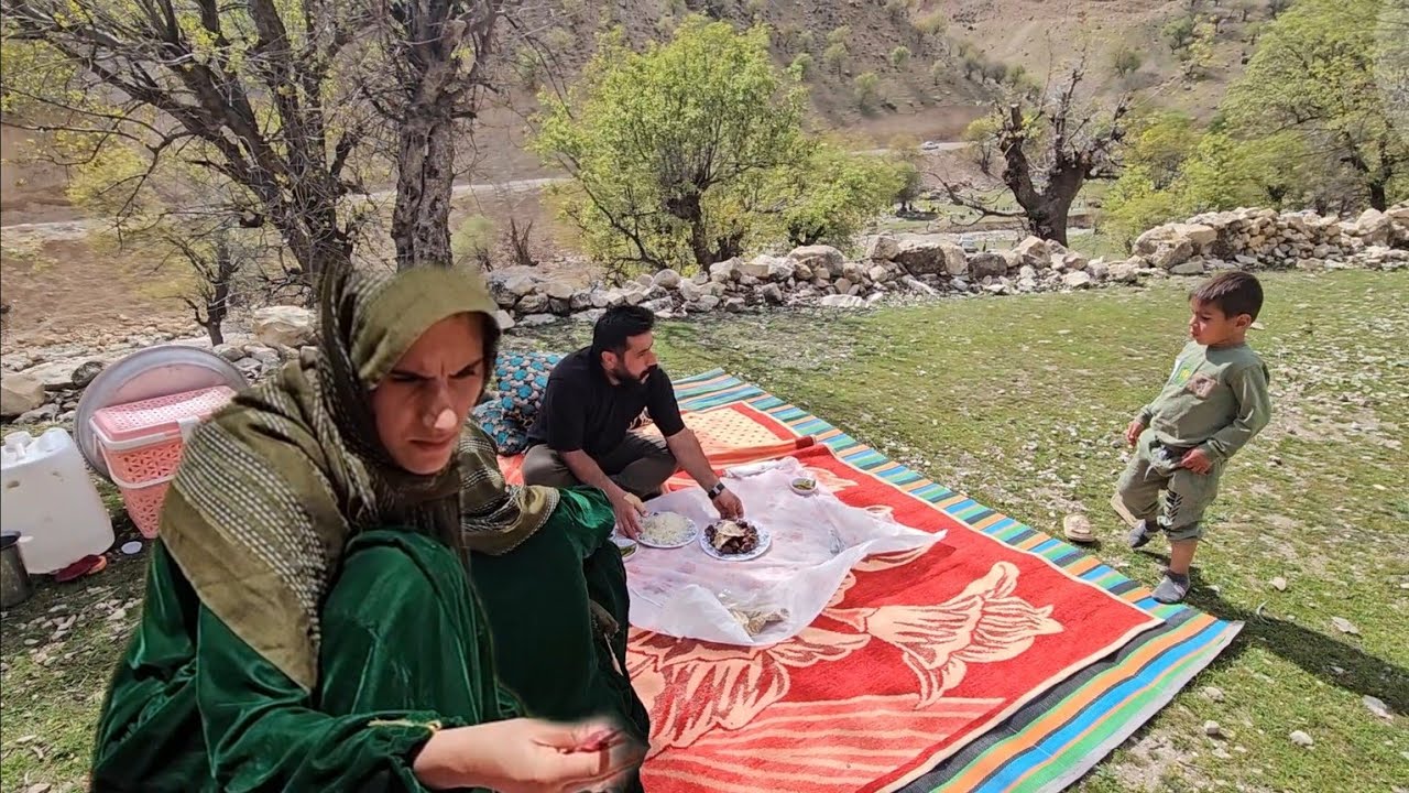 A delightful family picnic by the Nasib nomads: A pleasant family day