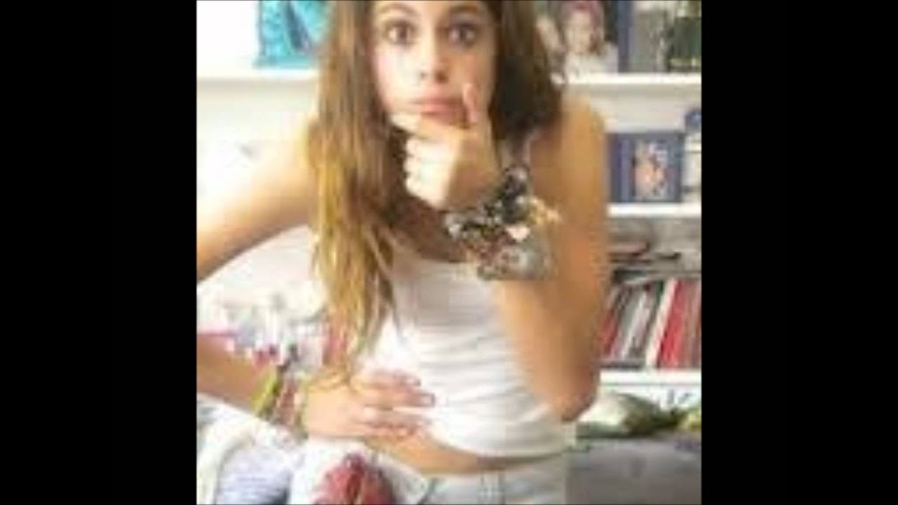 Martina Stoessel 3