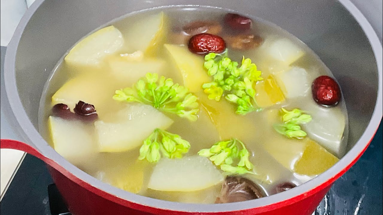 Hydrating Cooling Nutritious Winter Melon Soup & boiled pork healthy eating all-in-one pot dinner