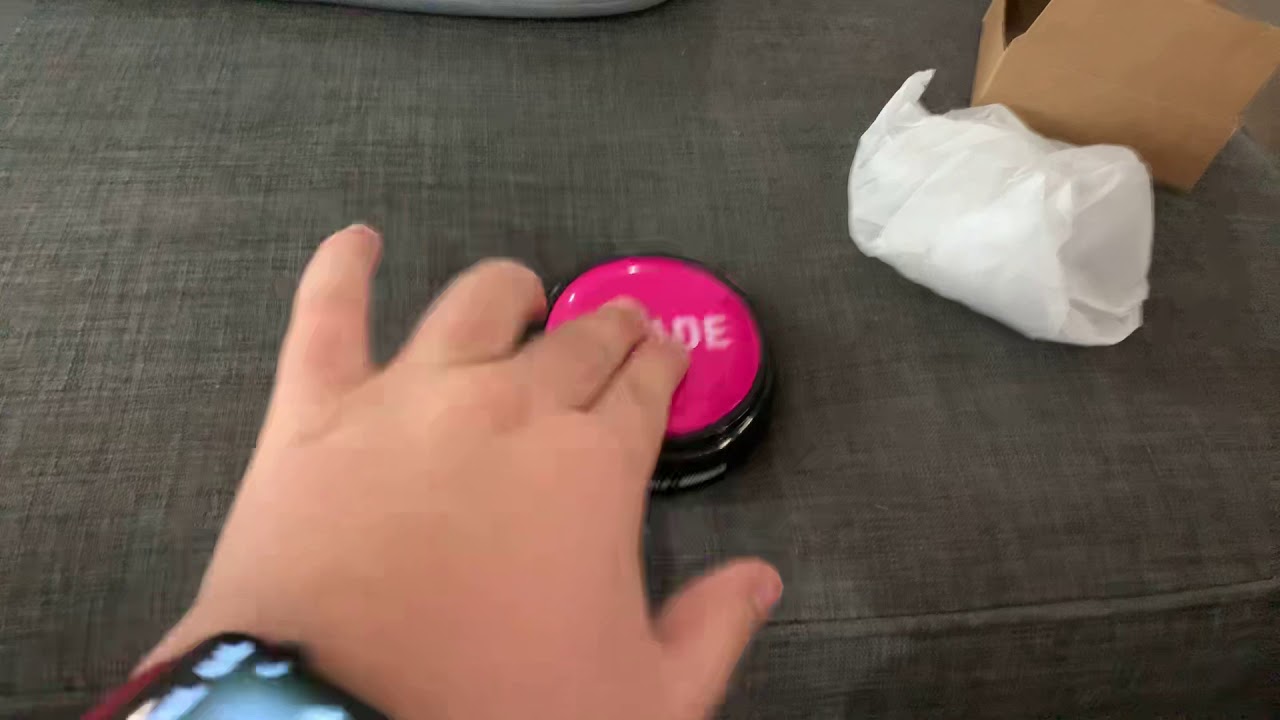 RuPaul drag race SHADE button