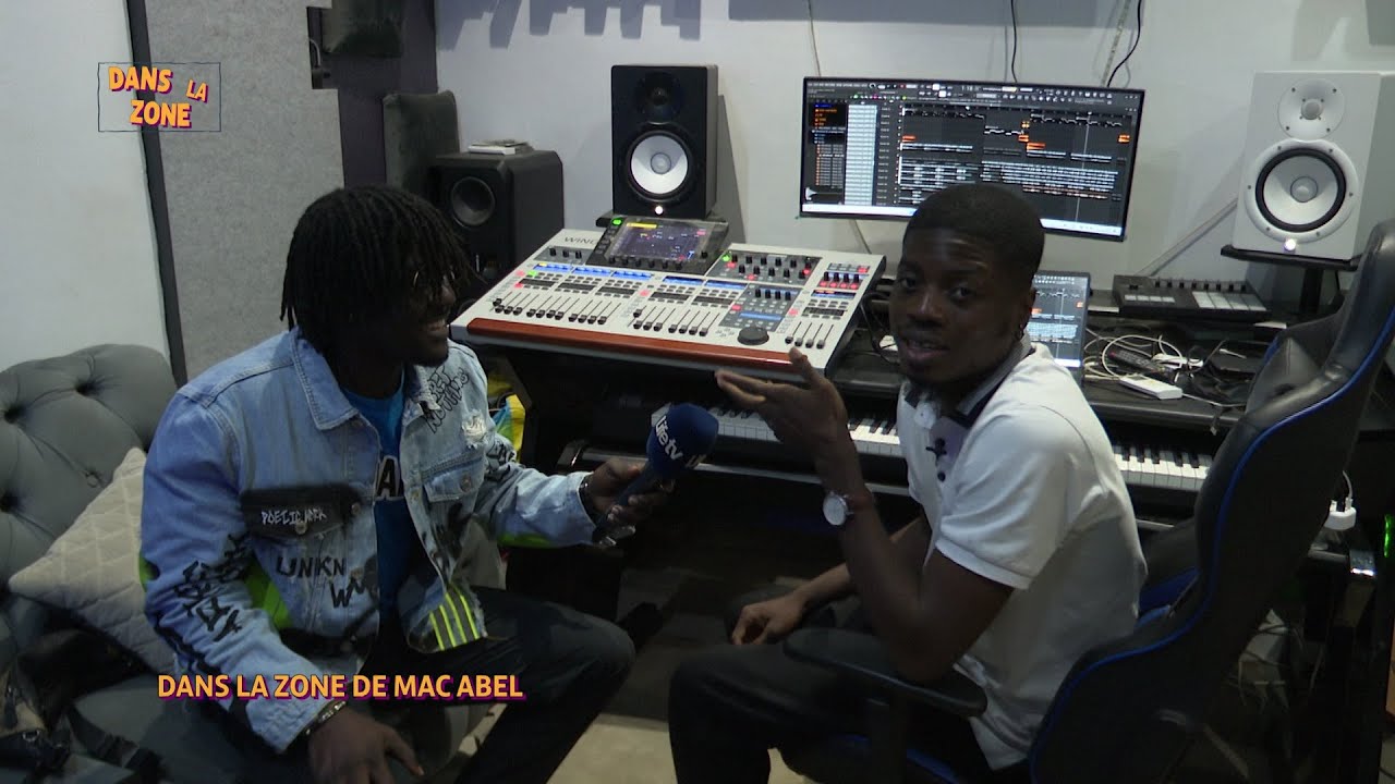 DANS LA ZONE de Mac Abel