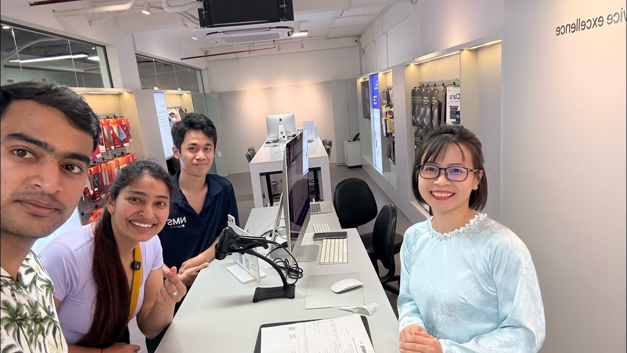 Ho Chi Minh City Apple Store se Apple Watch khareedi 🇻🇳⌚ | Vietnam Shopping Vlog | Daily Vlog