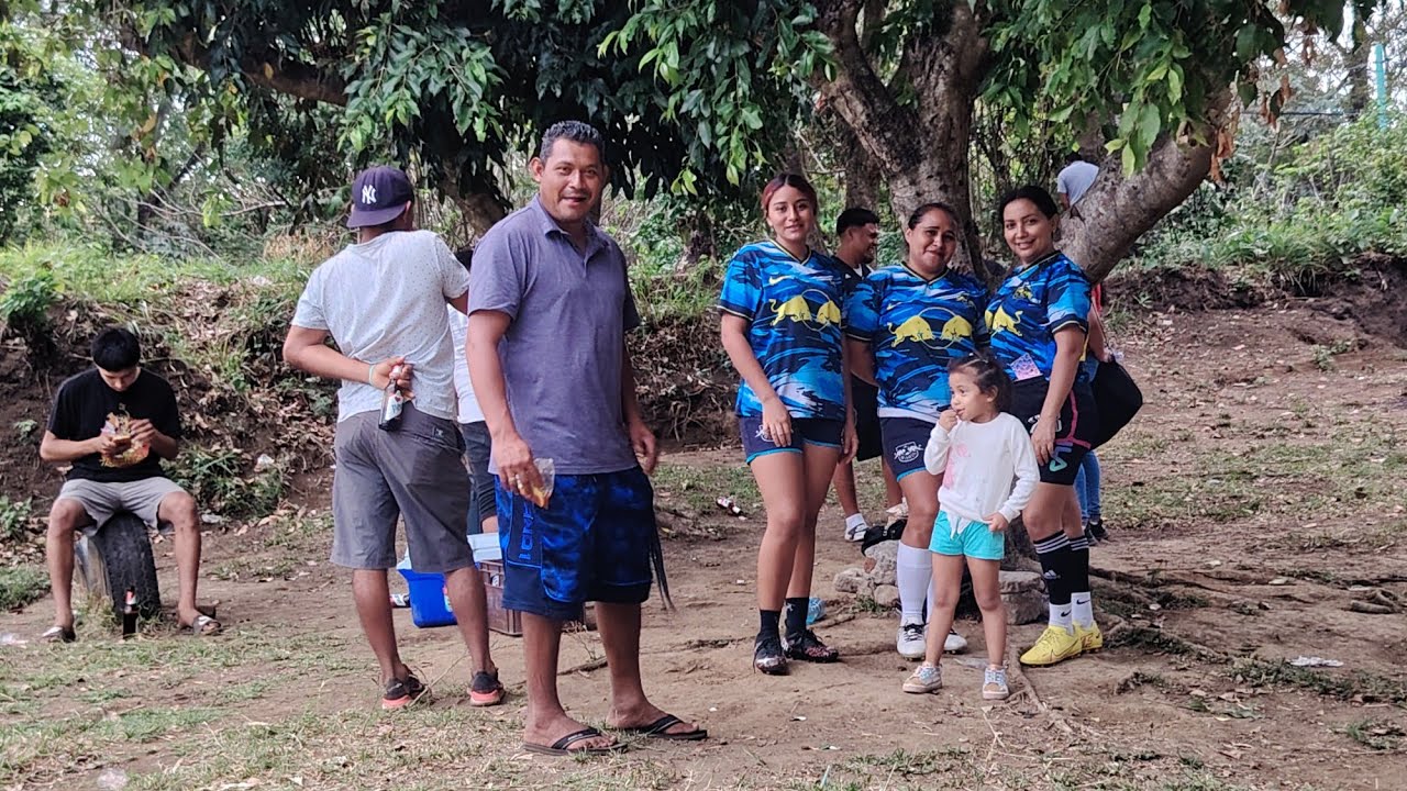 Disfrutando un día MÁS de Partido con las rebeldes💪! 