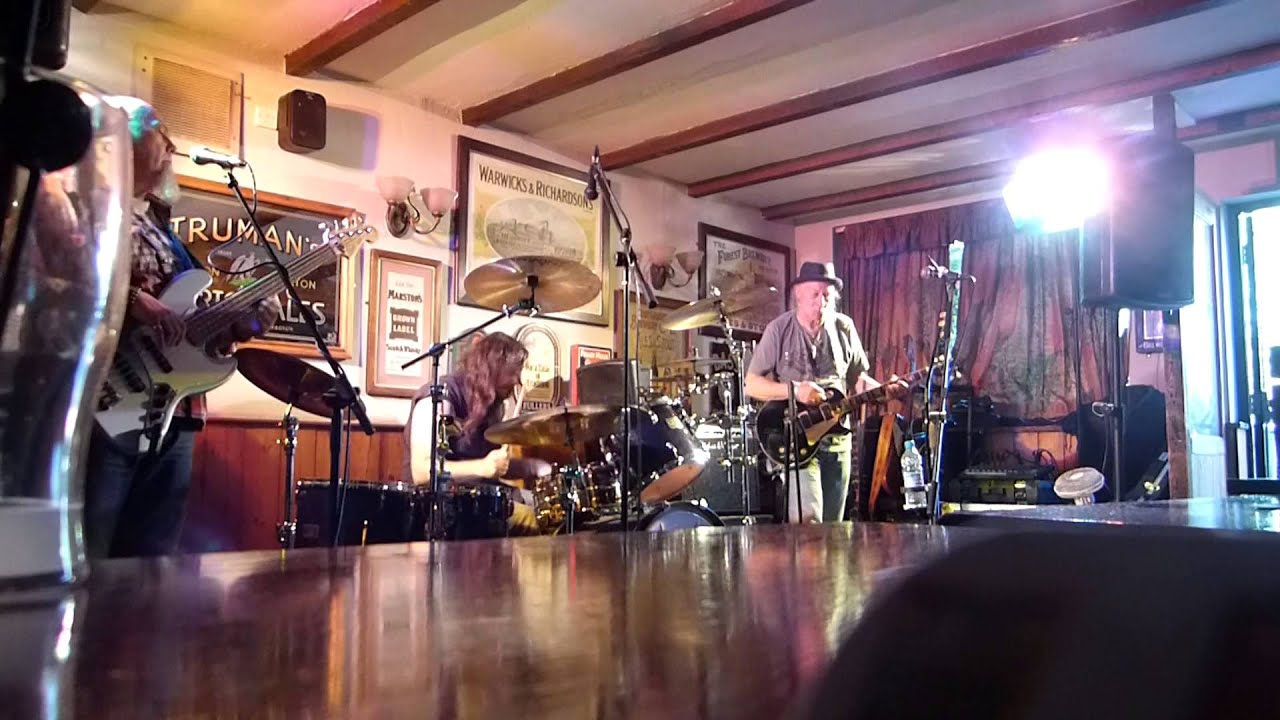 Del Bromham / Stray - After the Storm
