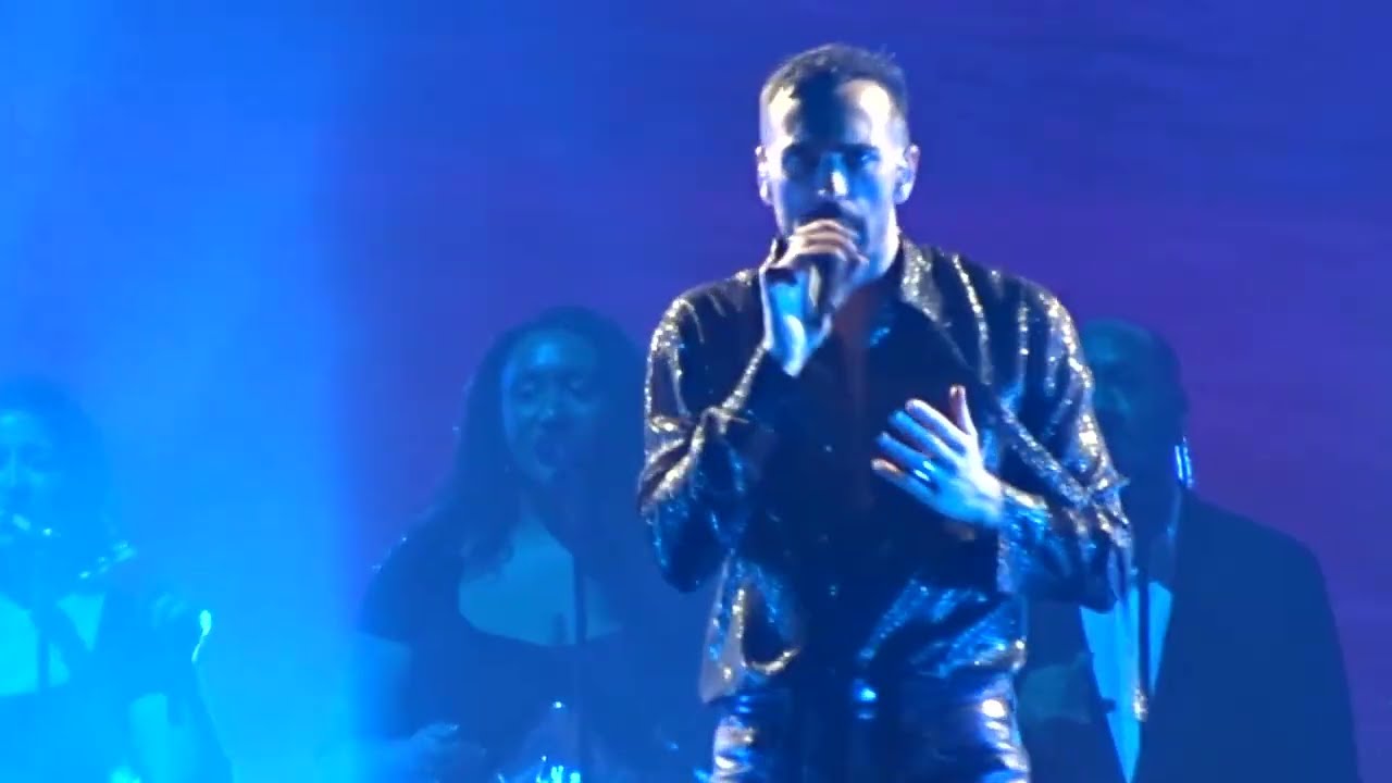 MARCO MENGONI : 