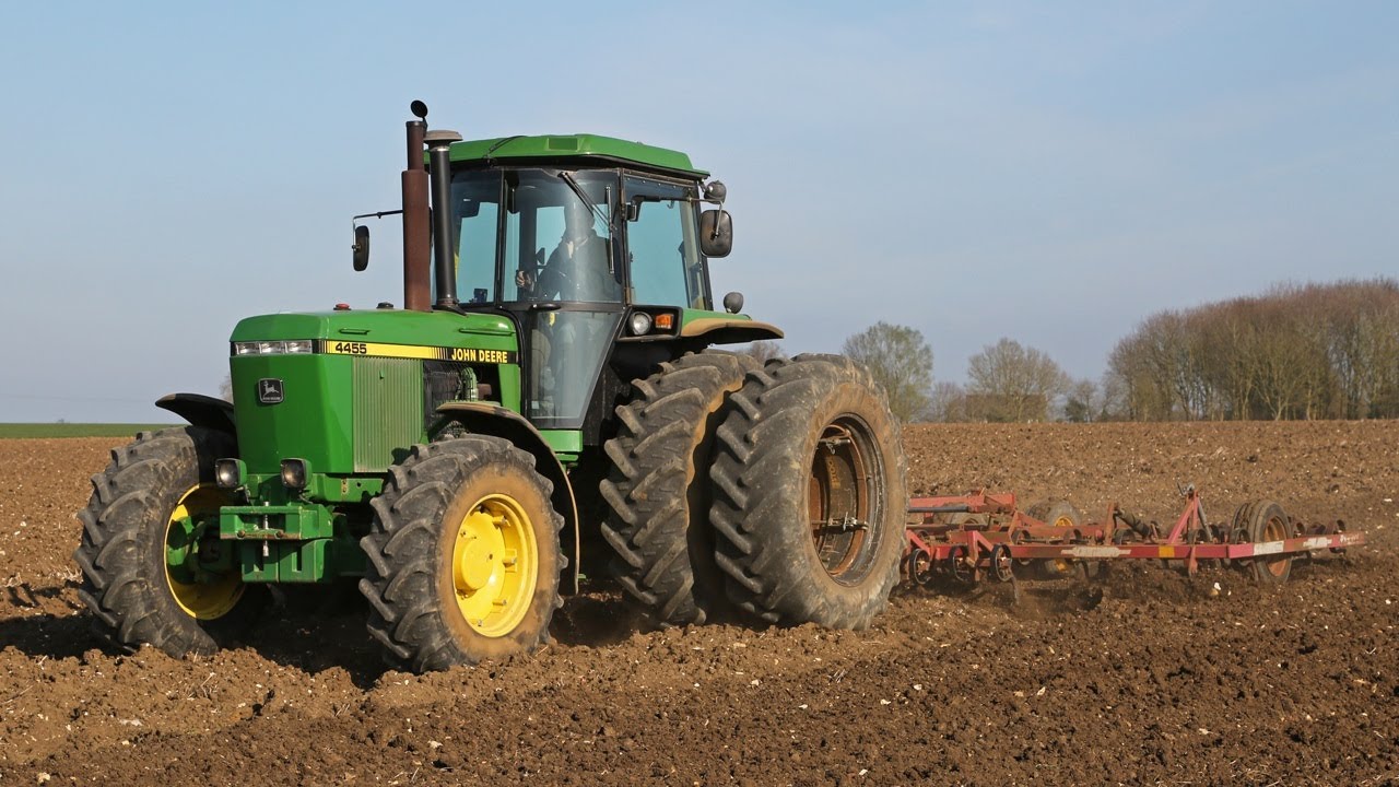 Classic 1990 John Deere 4455 and 6m Väderstad NZ springtine cultivator | From the Project 55 DVD