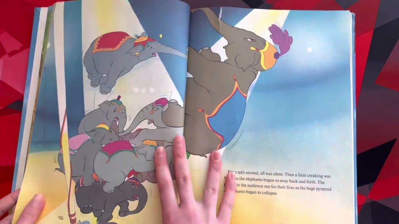 Disney’s Dumbo Storybook! 🐘