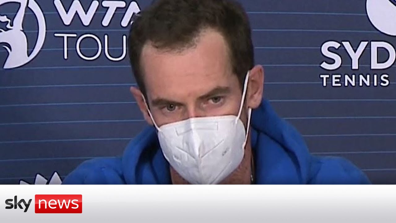 Djokovic visa row: Murray 'refuses to kick Novak whilst he's down'